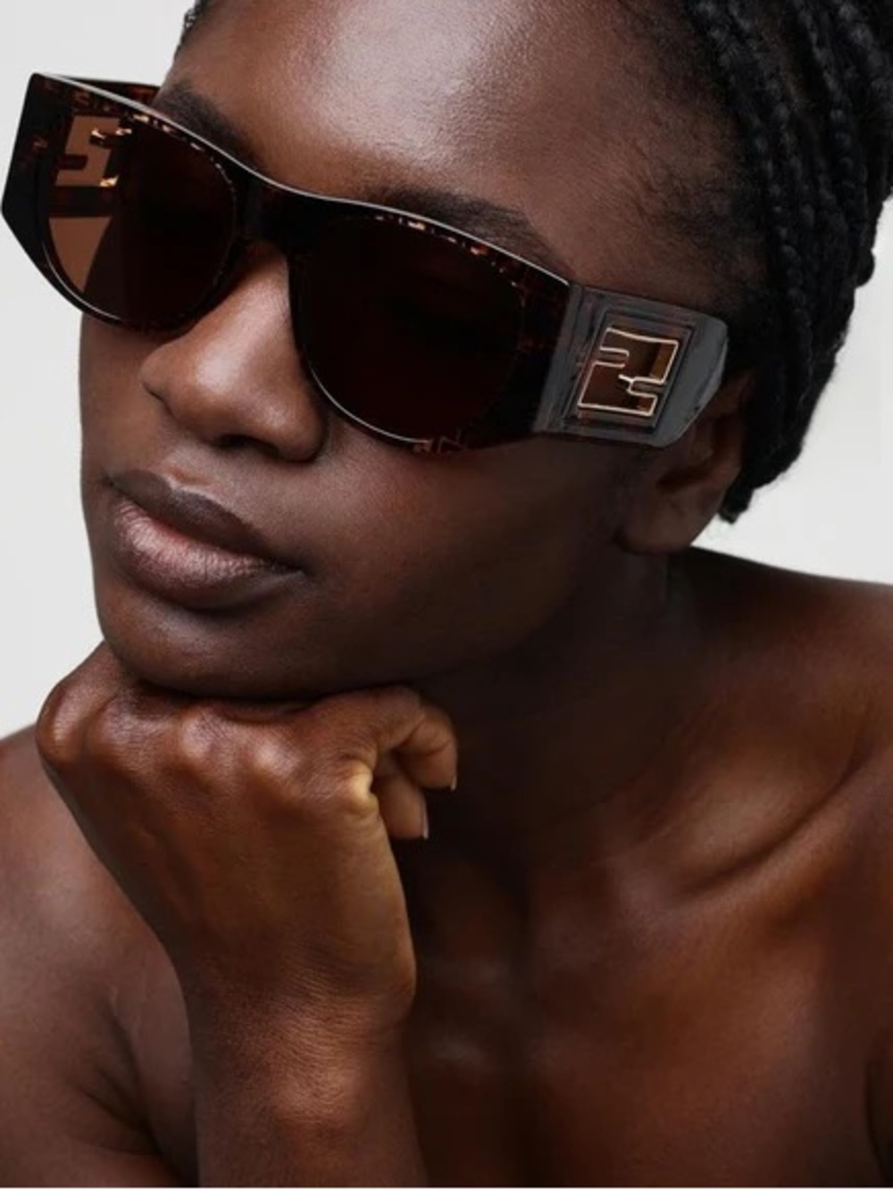 Excluded Fendi Sunglasses, New 365 - Picture 7 of 9